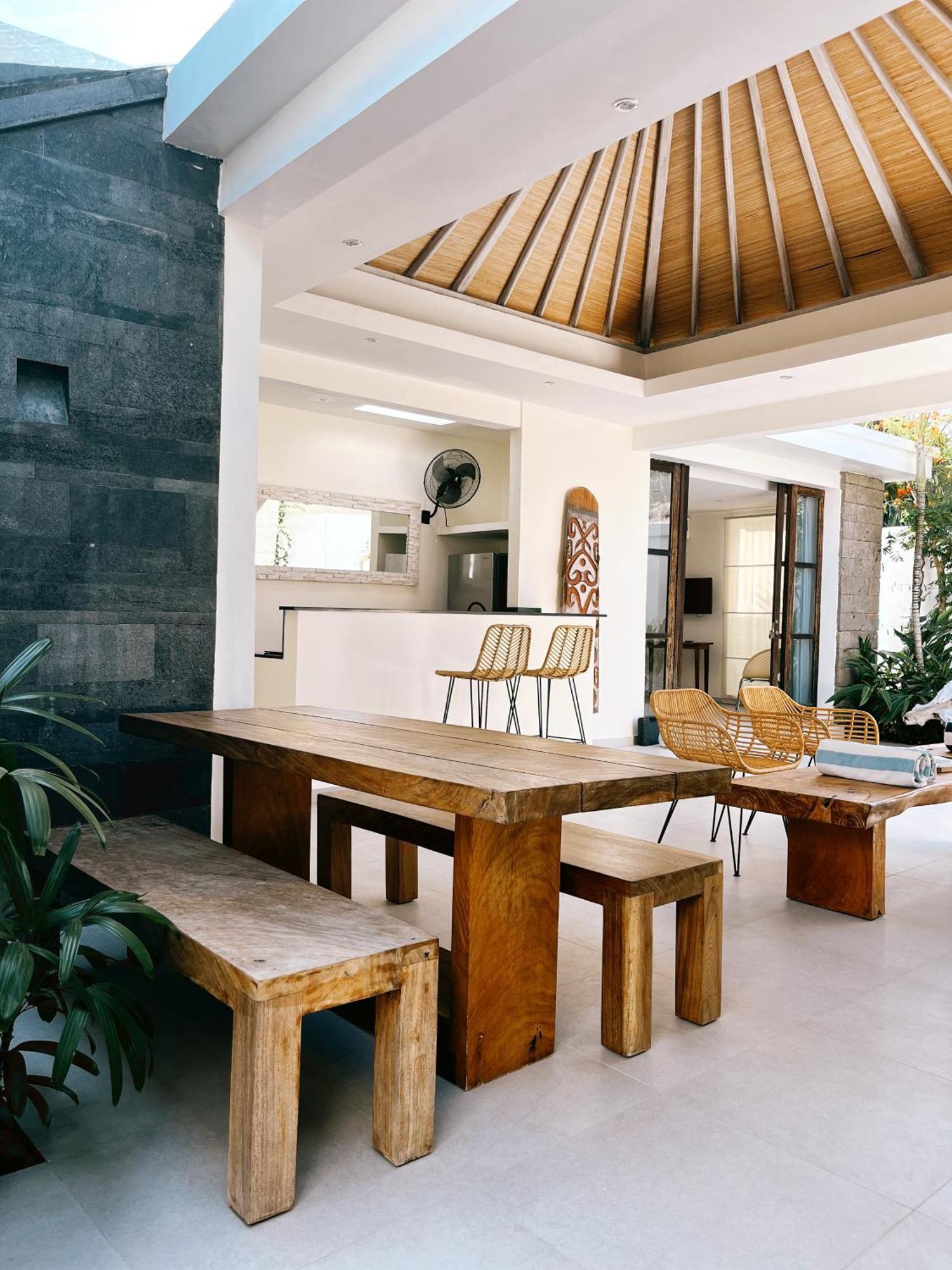 Aster Villa Seminyak Zewnętrze zdjęcie
