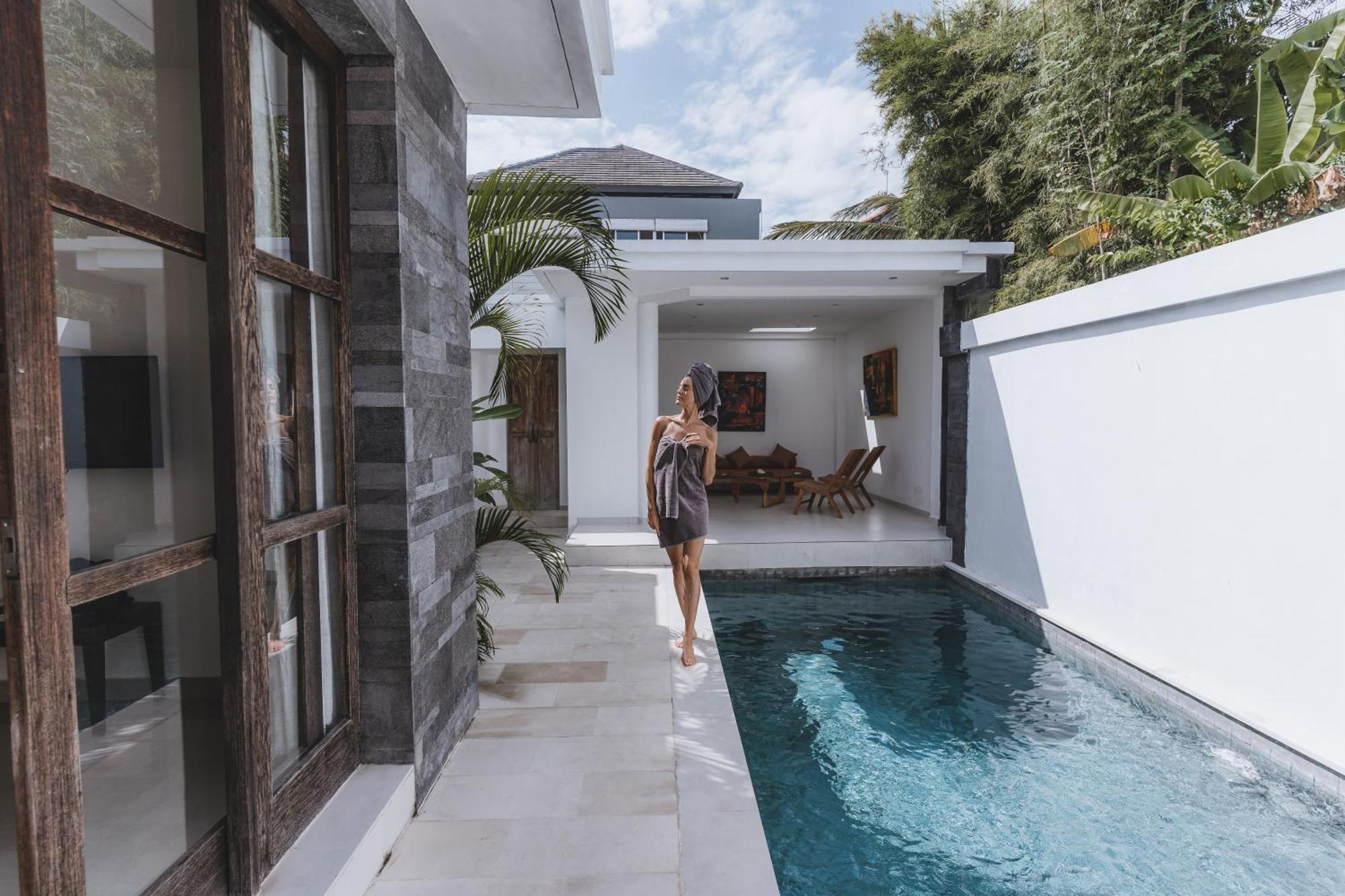 Aster Villa Seminyak Zewnętrze zdjęcie