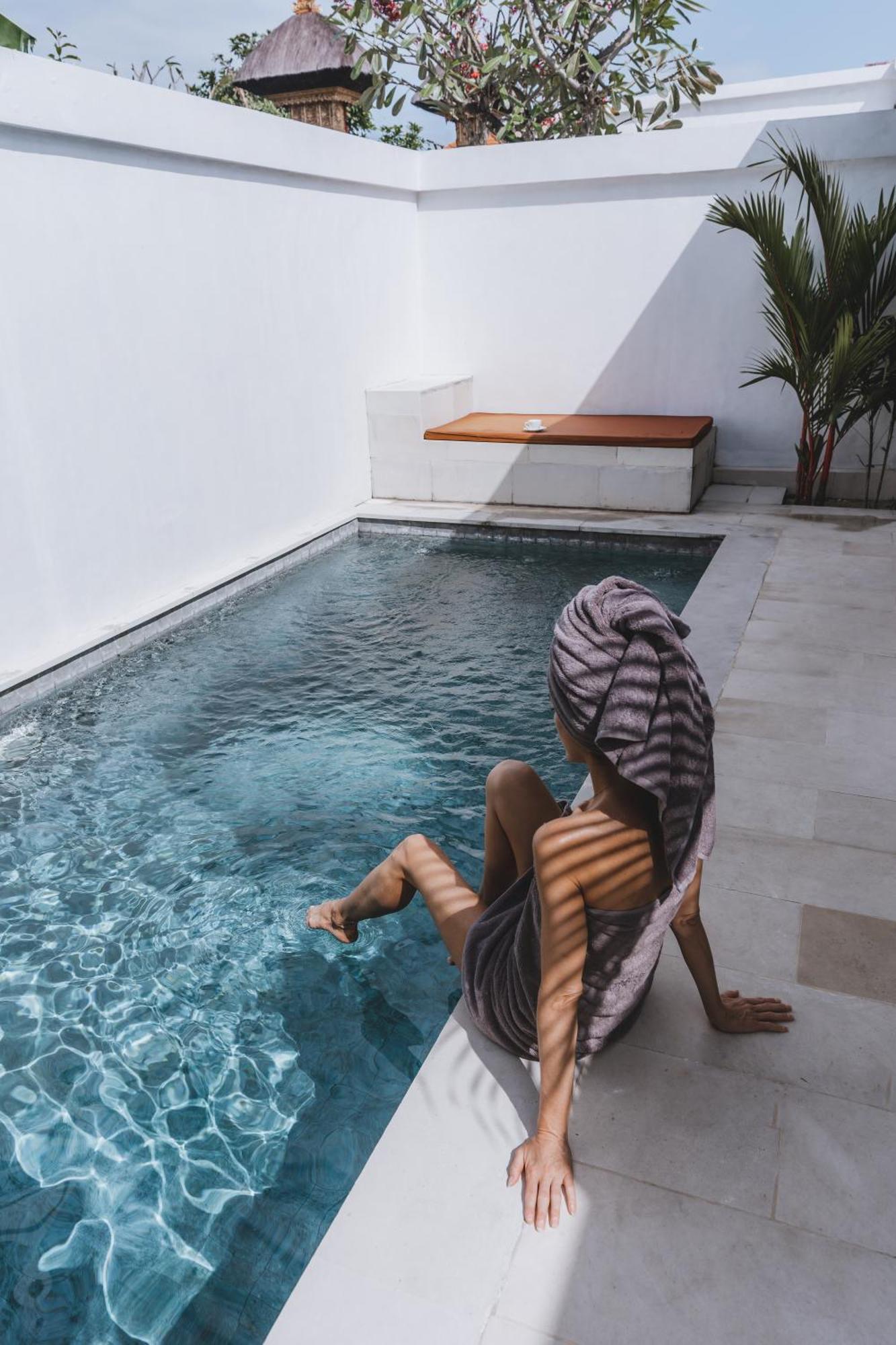 Aster Villa Seminyak Zewnętrze zdjęcie