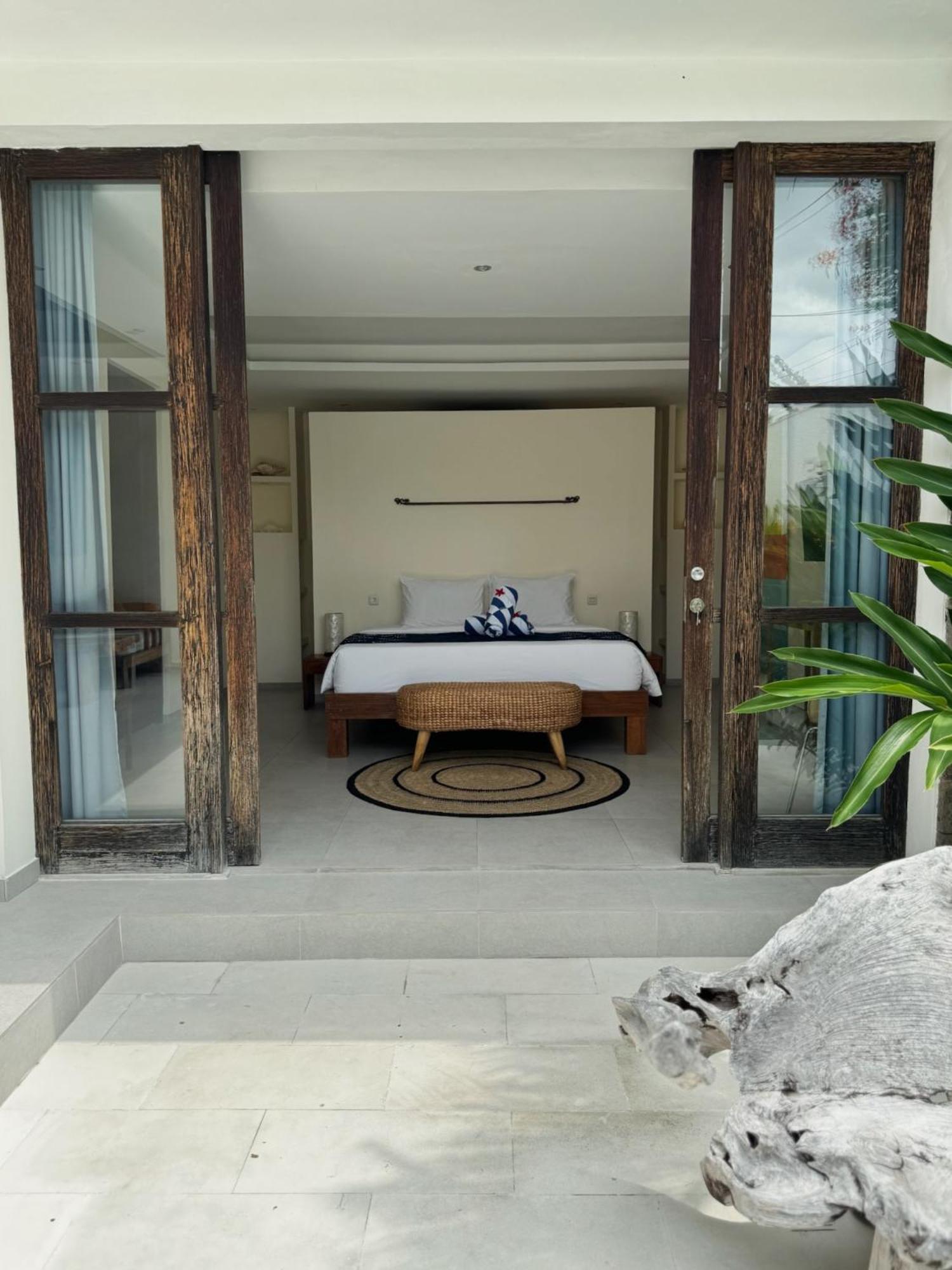 Aster Villa Seminyak Zewnętrze zdjęcie